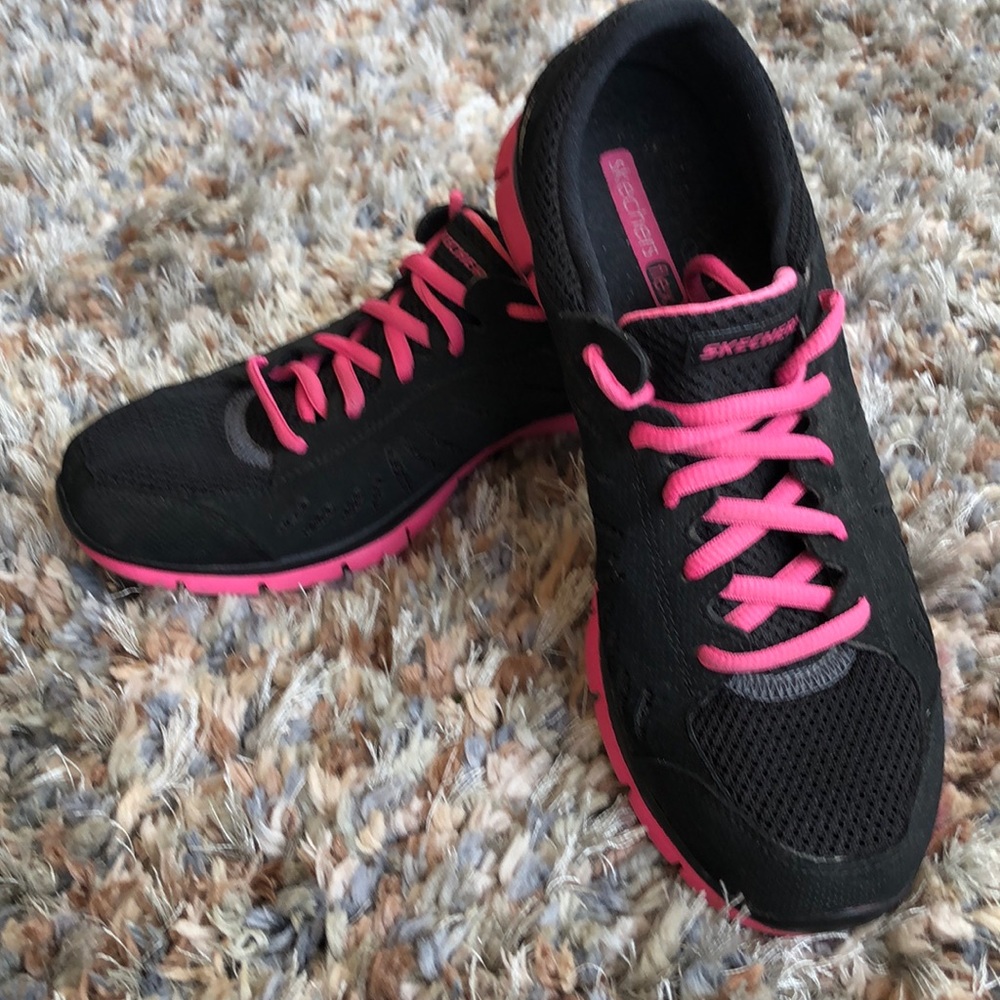 Sketchers Flex Sporty women’s sneaker